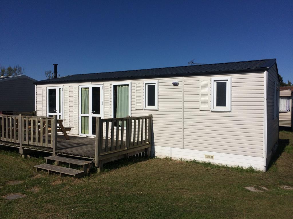Camping De La Plage Marck Esterno foto