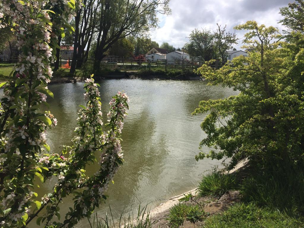 Camping De La Plage Marck Esterno foto